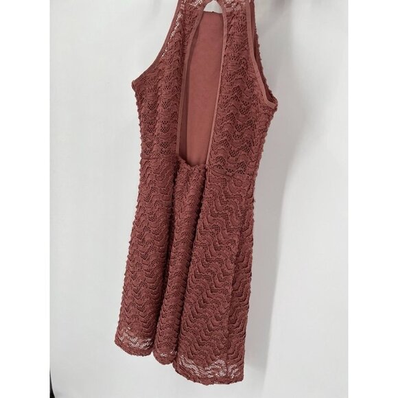 Charlotte Russe Lace Halter Dress Size Large Rose Color Lined Open Back Junior - Picture 7 of 13